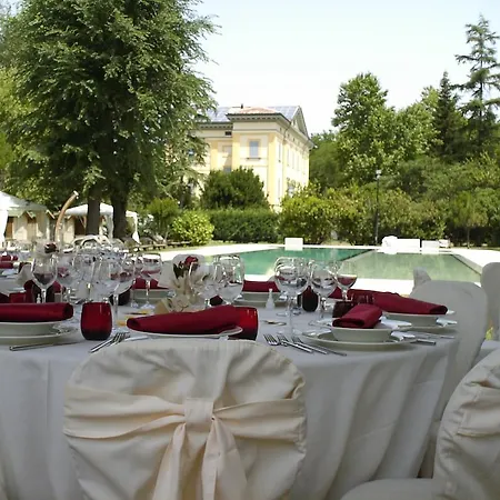 Vakantieboerderij Agriturismo Capriata Shore Club