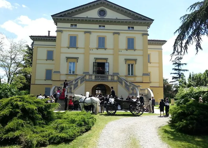 Çiftlik konaklama Agriturismo Capriata Shore Club *